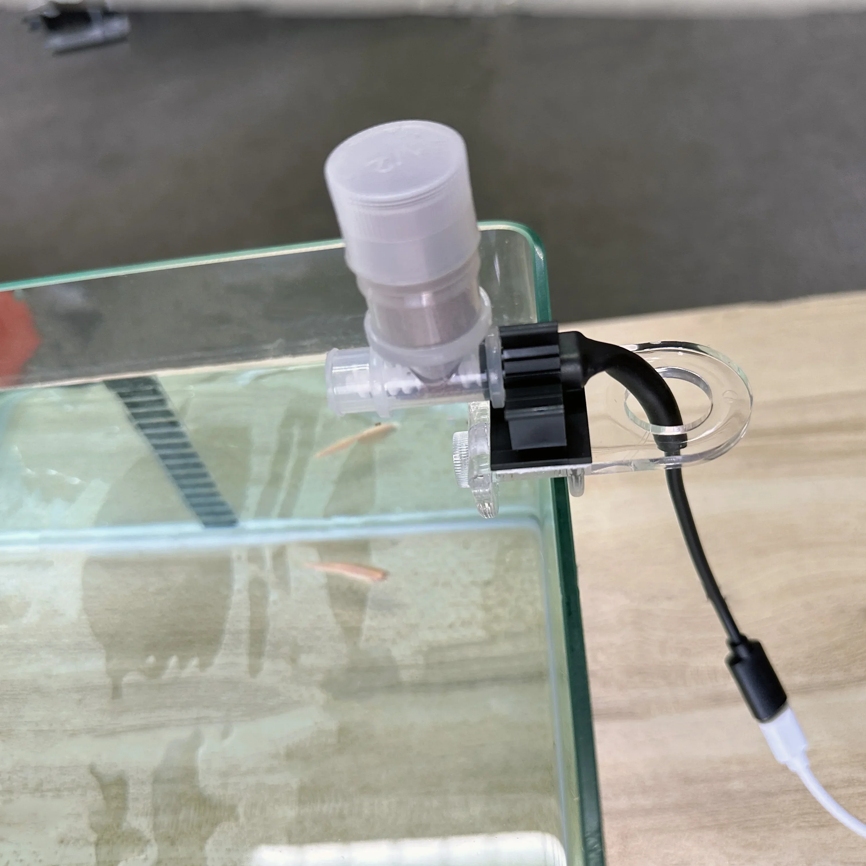 최고의 자동 물고기 공급기 - 수족관용 WiFi 스마트 - Aquarium Fertilizer 리뷰 및 가격